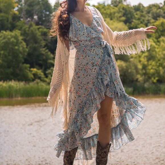 Wilde Willow Dresses & Skirts - Floral Blue Wrap Dress